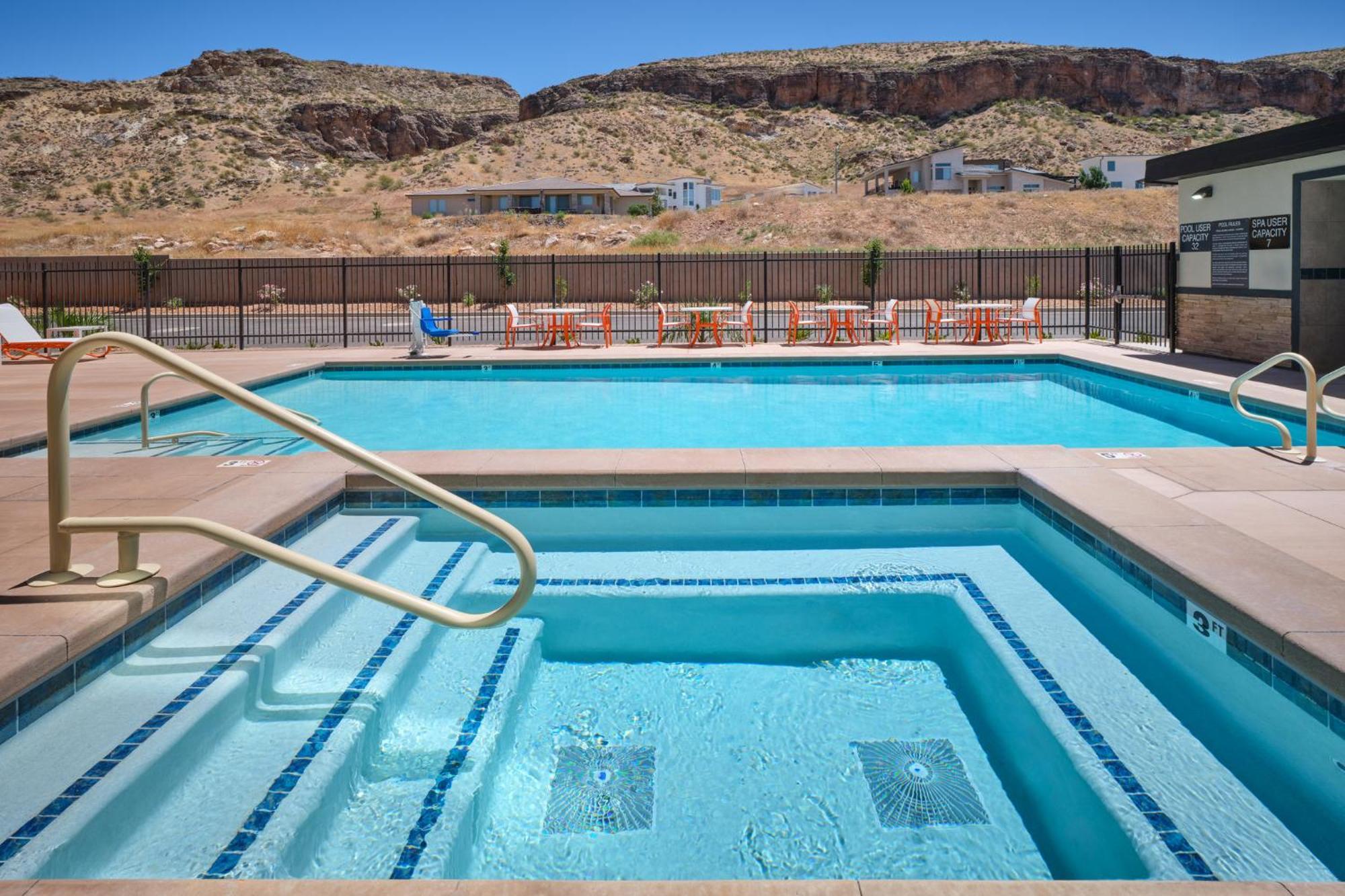 Holiday Inn La Verkin - Zion Park By Ihg Dış mekan fotoğraf